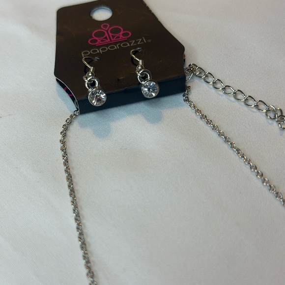 Elegant Blue and Silver Necklace - Picture 6 of 7